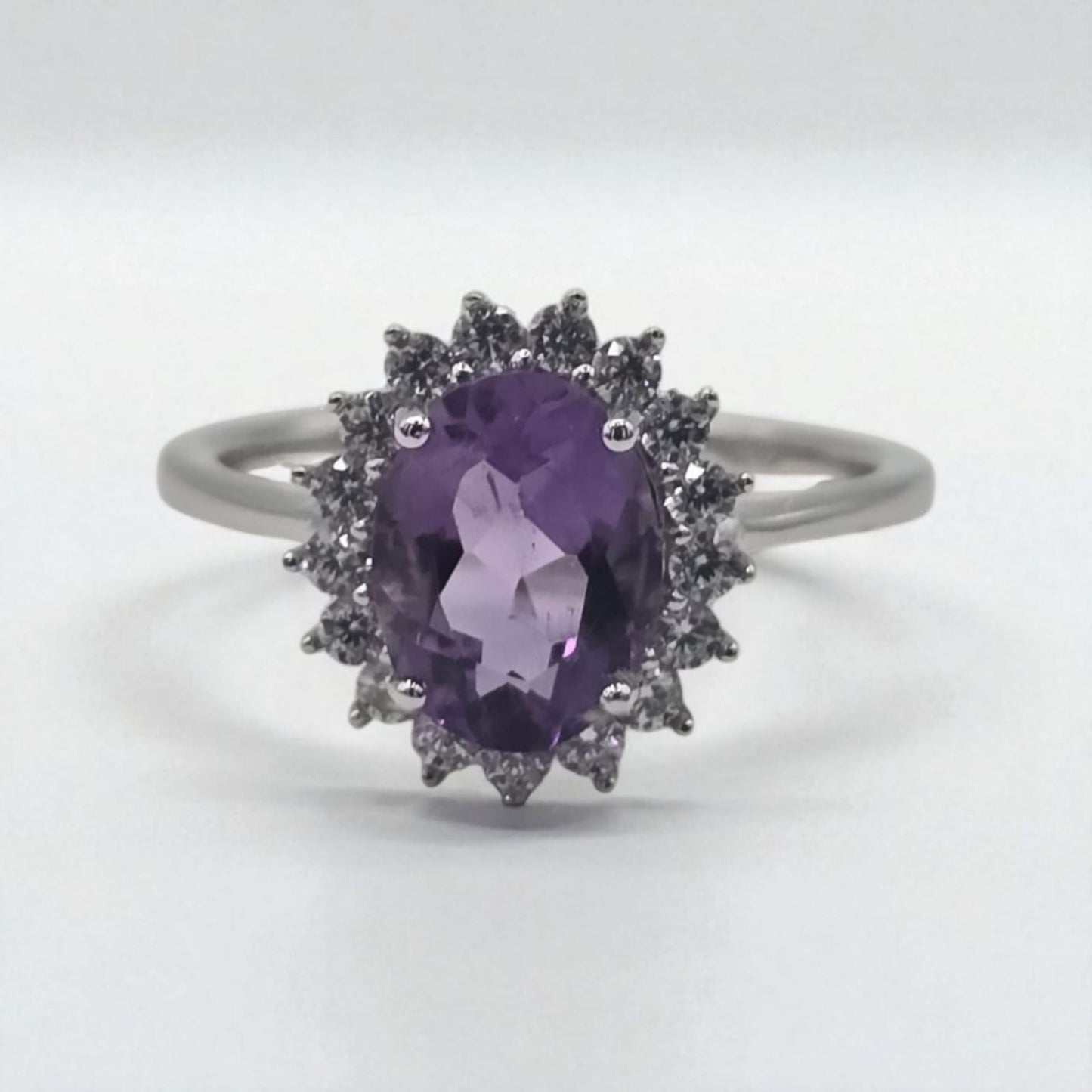OVAL HALO